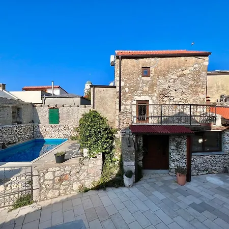 Coral Bribir (Primorje-Gorski Kotar)